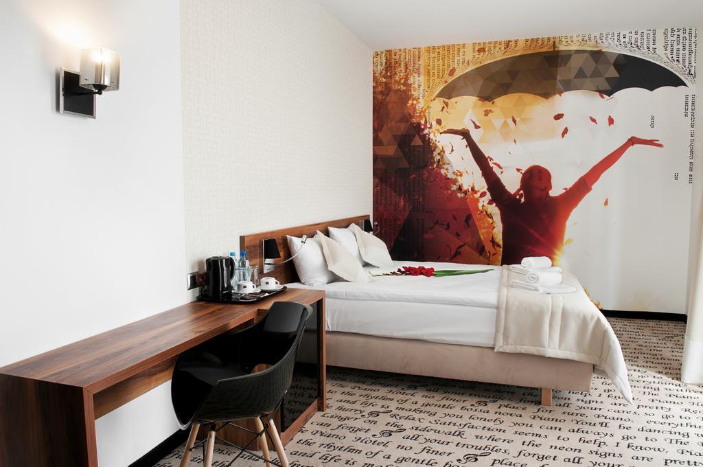 Hotel Piano Lublin Phòng bức ảnh