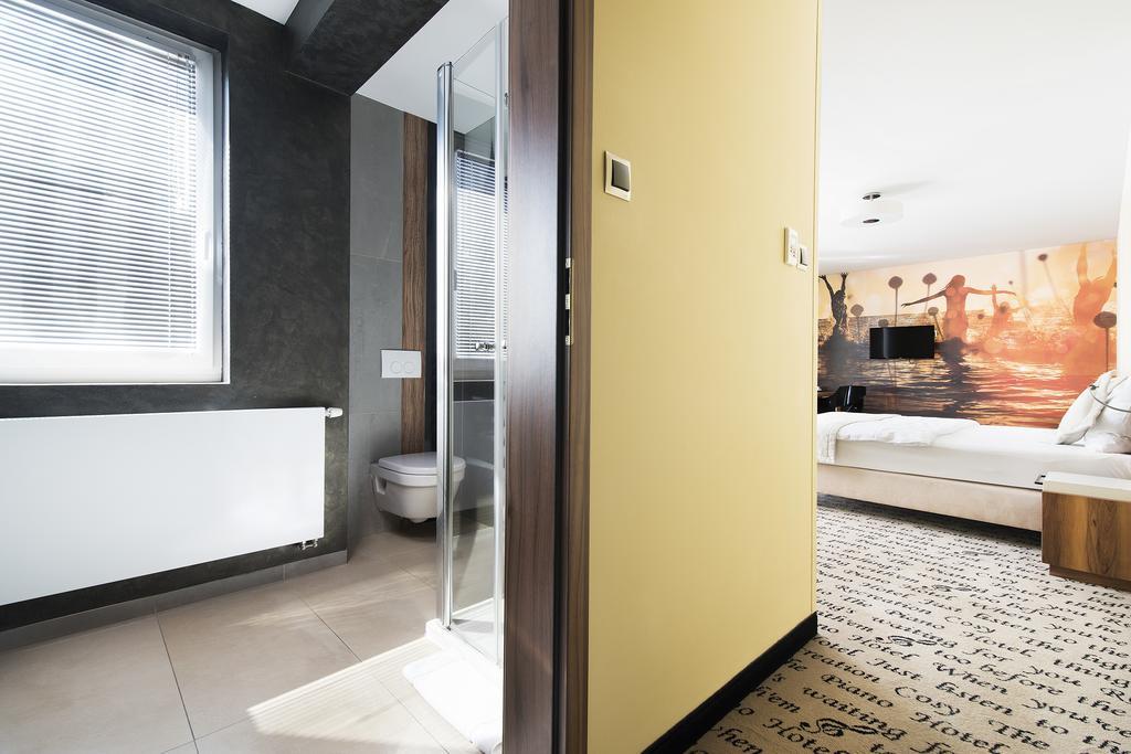 Hotel Piano Lublin Ngoại thất bức ảnh